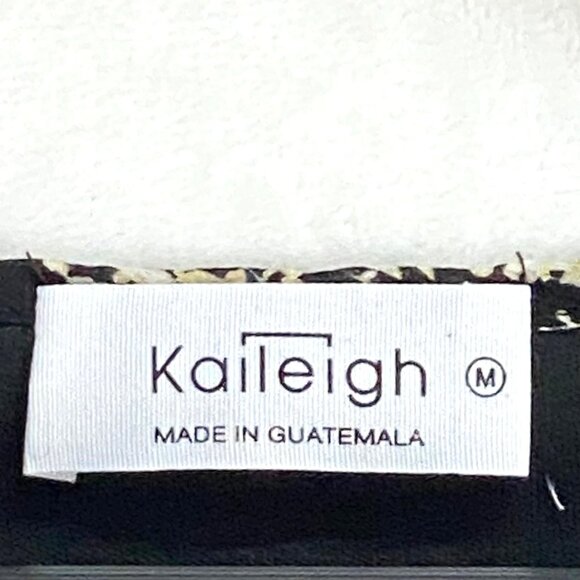 Kaileigh Womens Flutter Sleeve Keyhole Front Top Size M - Picture 4 of 5